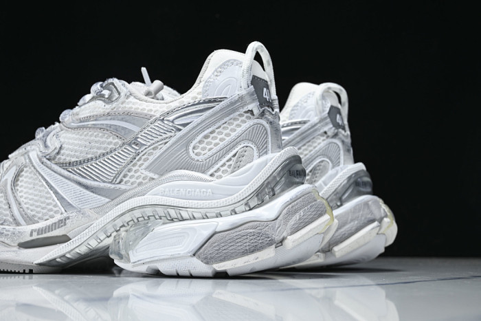 SNEAKER RUNNER 51
