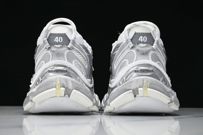SNEAKER RUNNER 51