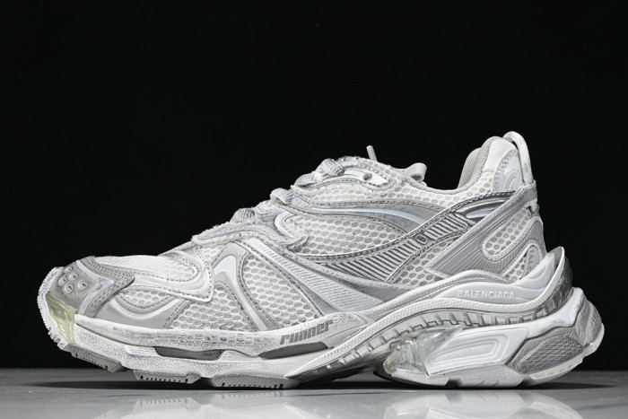 SNEAKER RUNNER 51