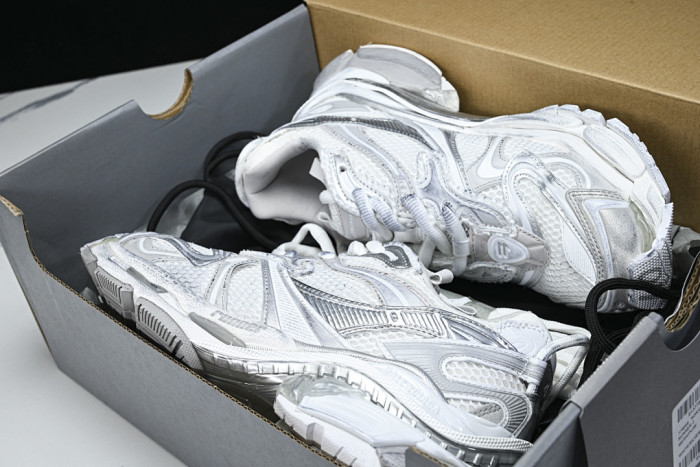 SNEAKER RUNNER 51