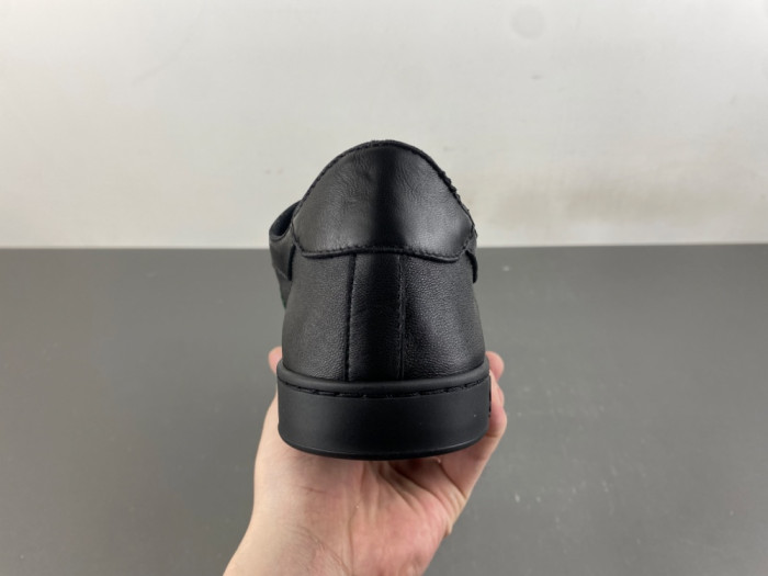 Gvc*1 SNEAKER 139