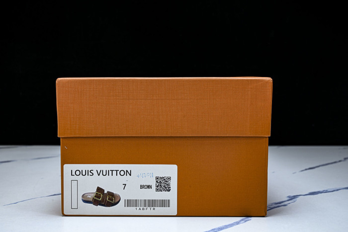 L&V sandal 102