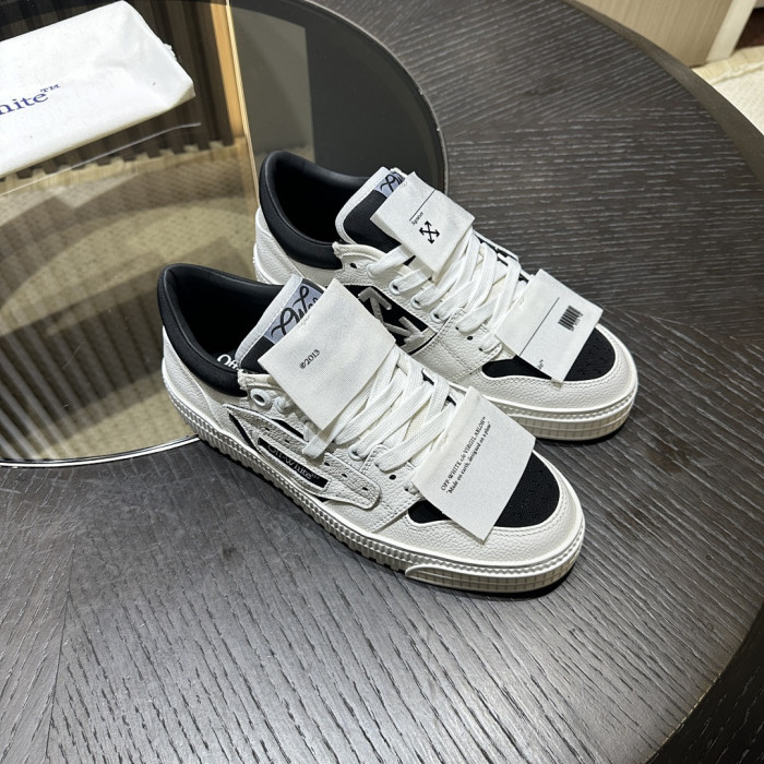 OFF-WHITE OW-76