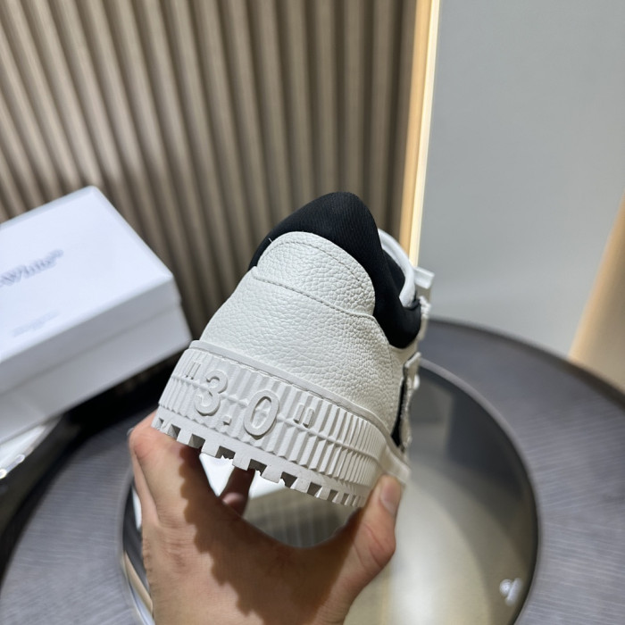 OFF-WHITE OW-76
