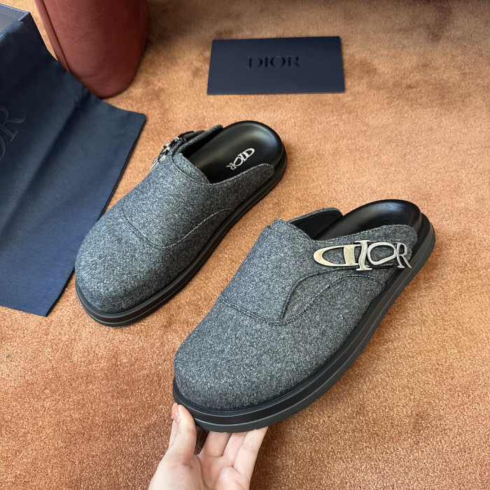 D10r SANDAL 20