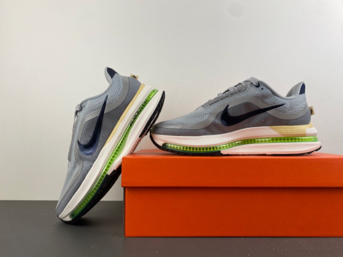 Nike Pegasus Premium-IR1815-012