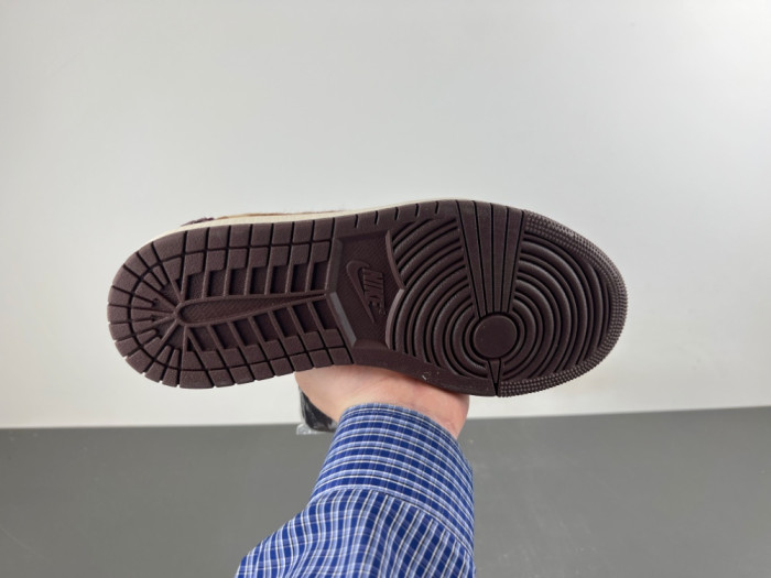 Travis Scott x Jordan Air Jordan 1 Low -IQ5321-121