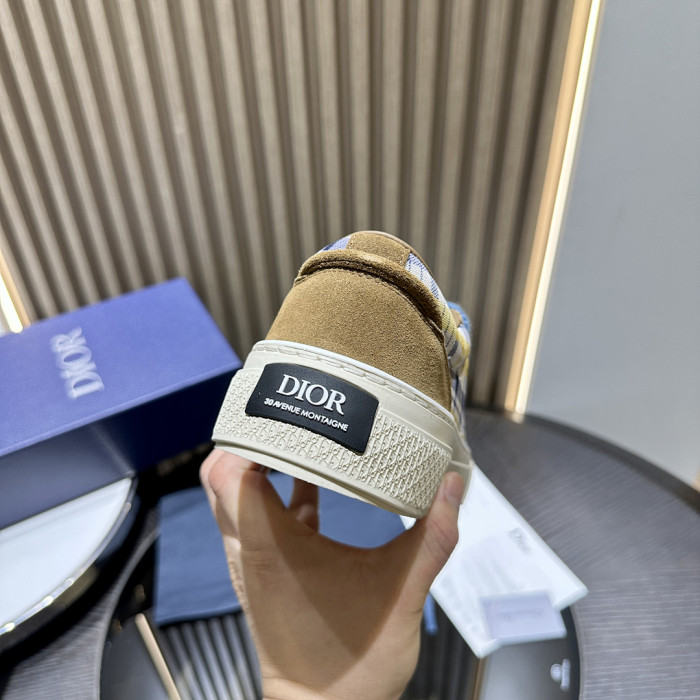 D10r B33 SNEAKERS-10