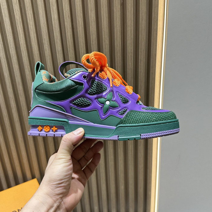 LV snekaers 252