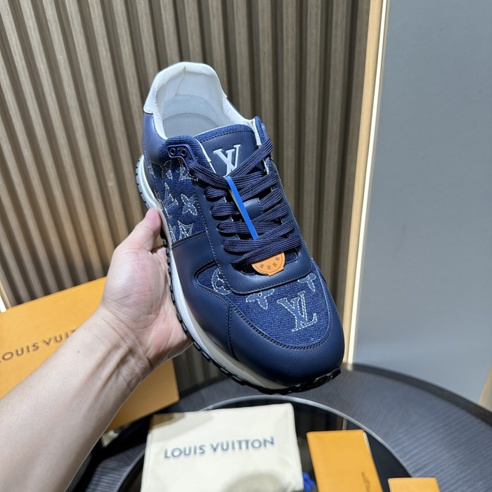 LV snekaers 260