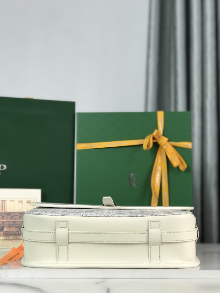 G09ard BAG 27