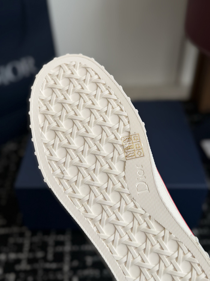 D10r B23 SNEAKER-016