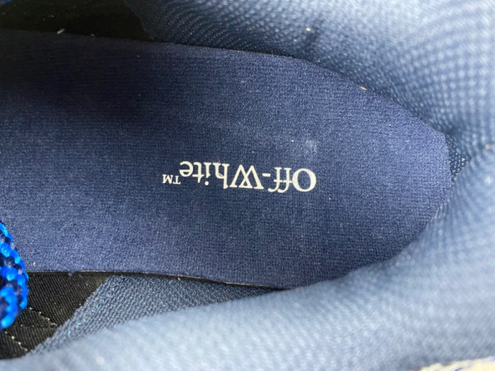 OFF-WHITE -77