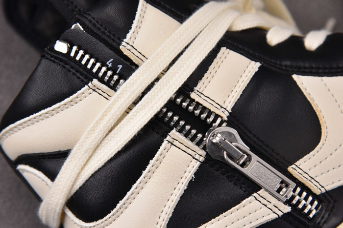 Rick Owen R0000118