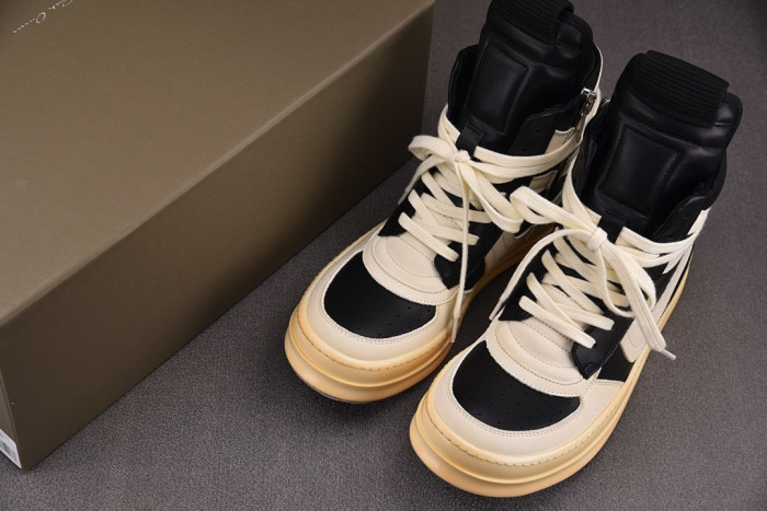 Rick Owen R0000118