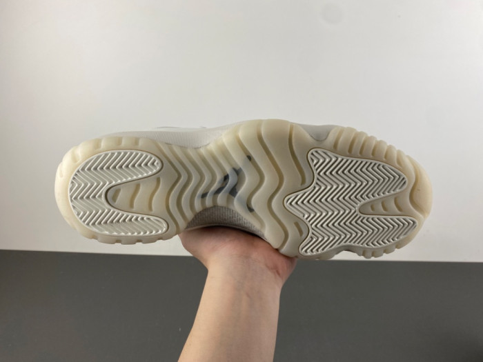 Air Jordan 11 “Pearl” -AR0715-110