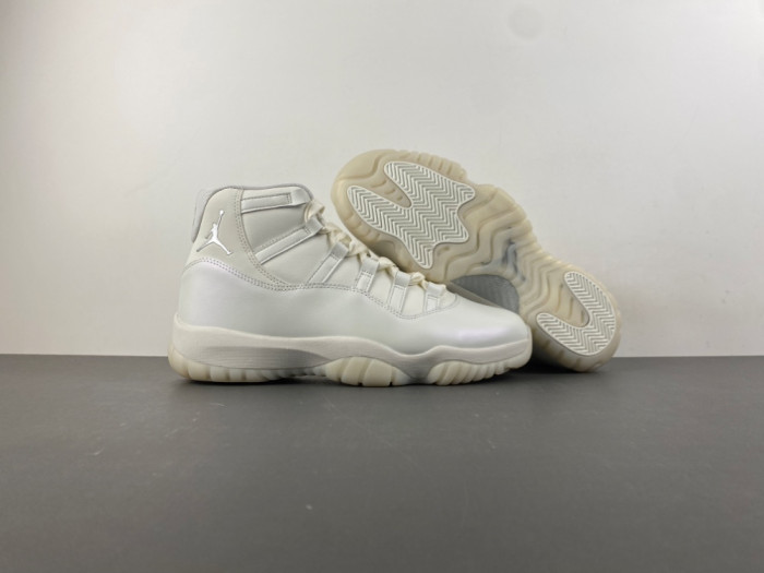 Air Jordan 11 “Pearl” -AR0715-110
