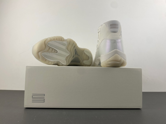 Air Jordan 11 “Pearl” -AR0715-110