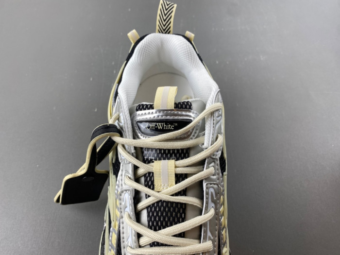 OFF-WHITE -82