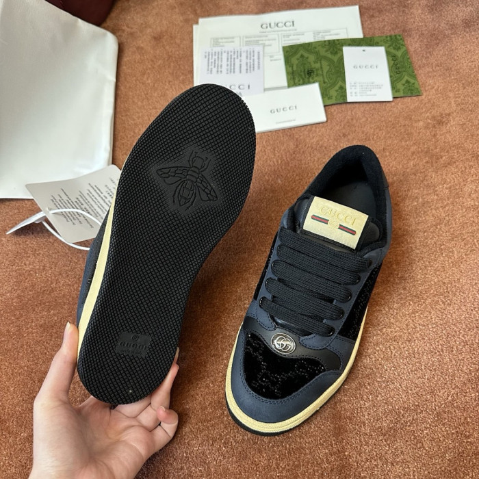 Gvc*1 SNEAKER 122