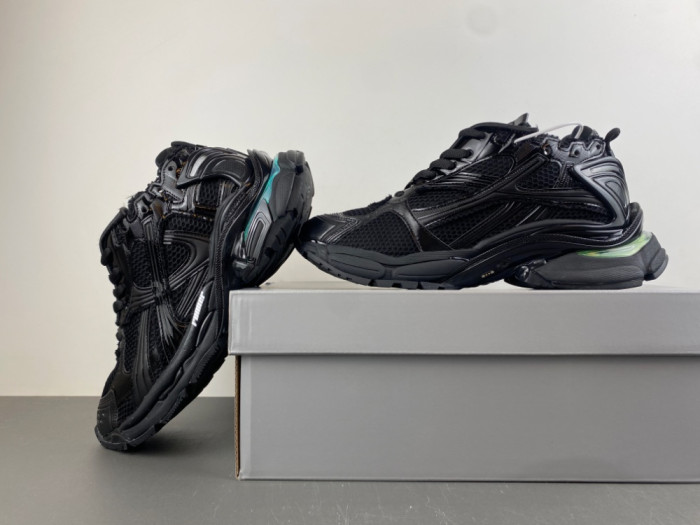 SNEAKER RUNNER 48