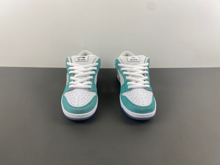 nike sb dunk low april skateboards-fd2562-400