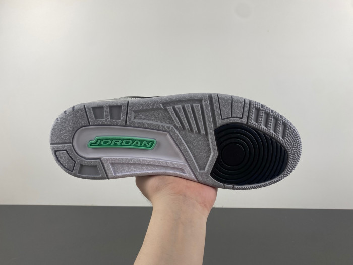 jordan 3 retro green glow-ct8532-031