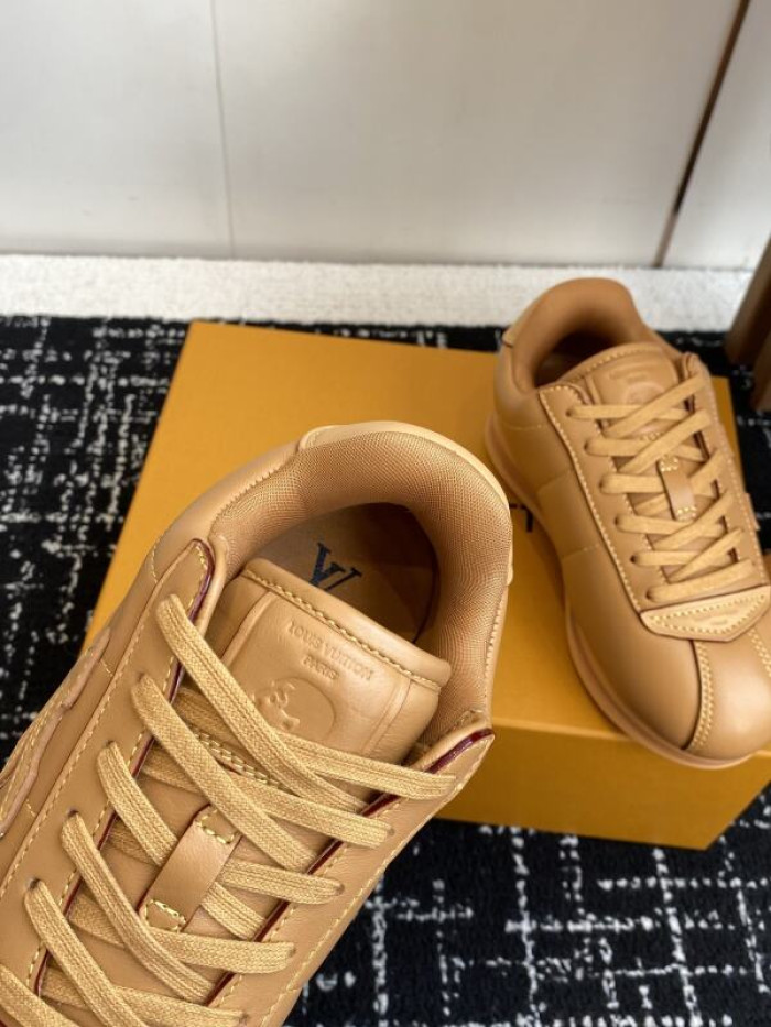 LV snekaers 217