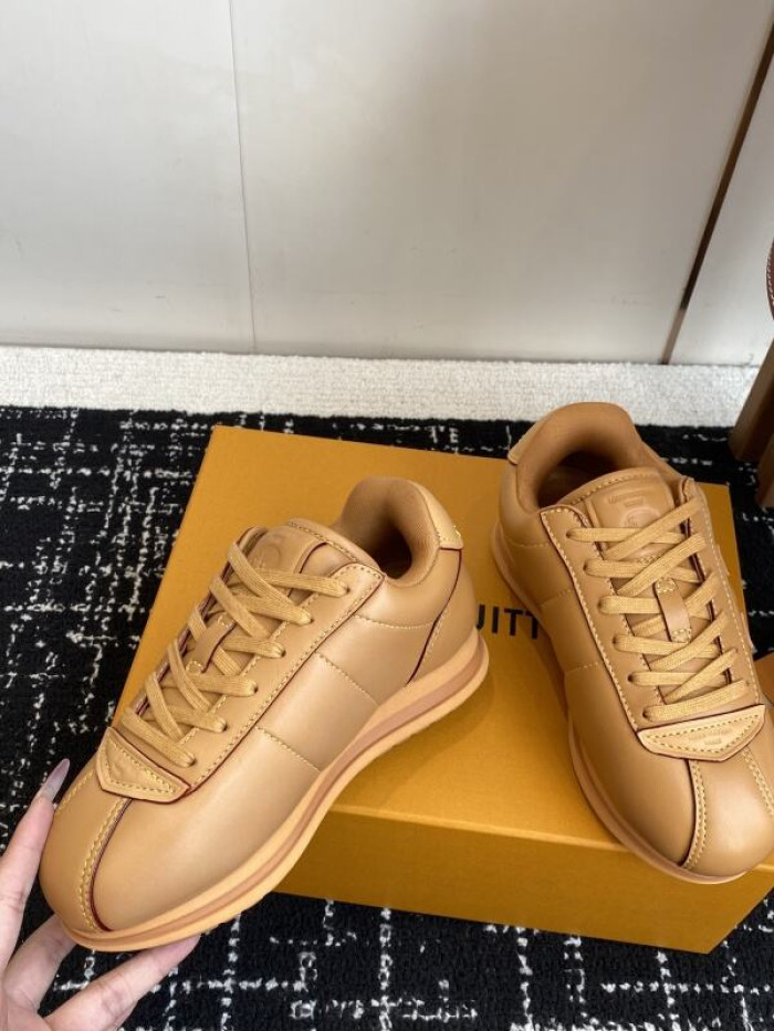 LV snekaers 217