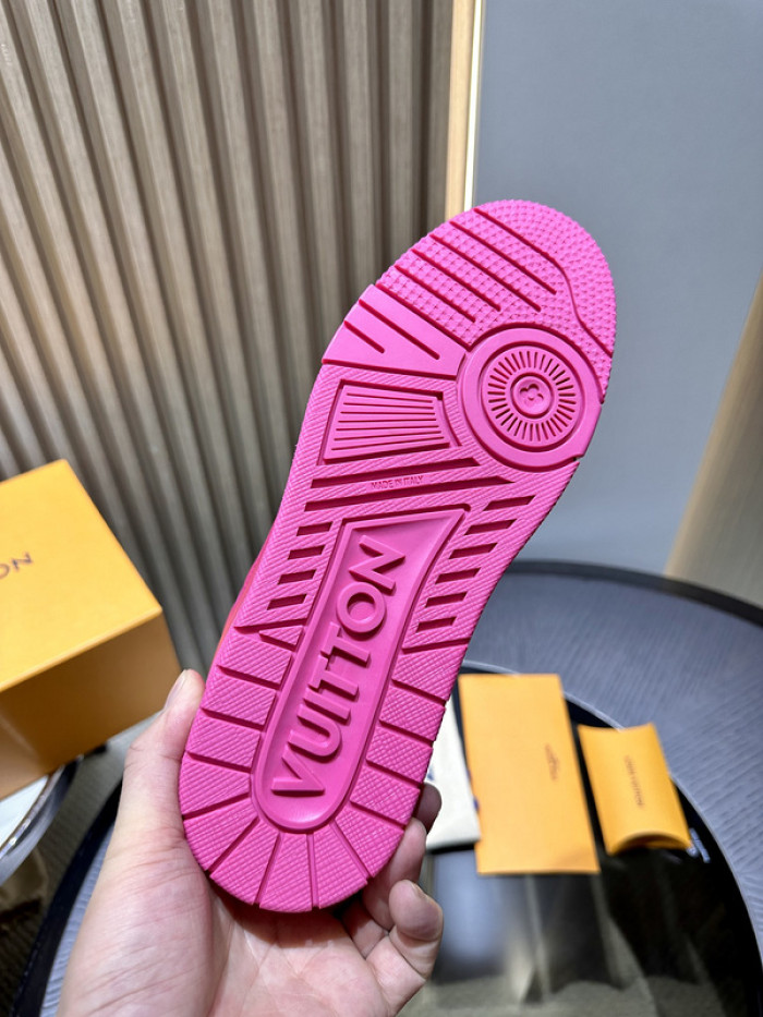 LV snekaers 187