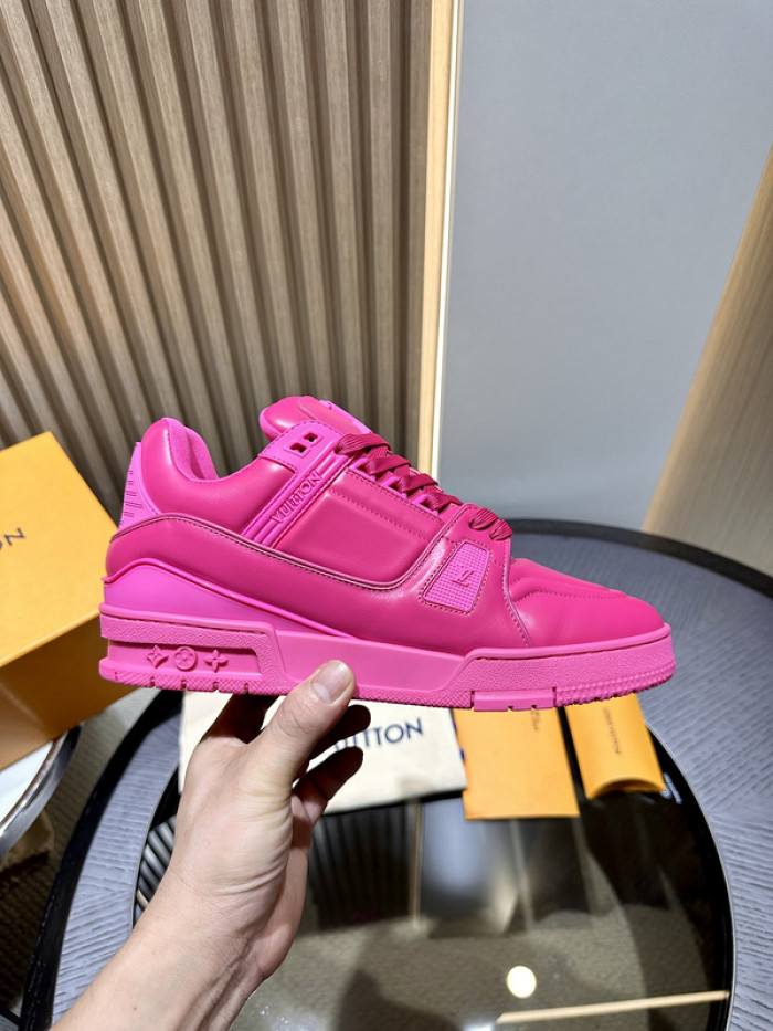 LV snekaers 187