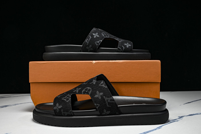 L&V sandal 100
