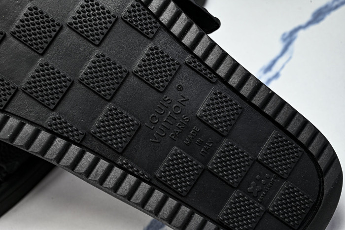 L&V sandal 101