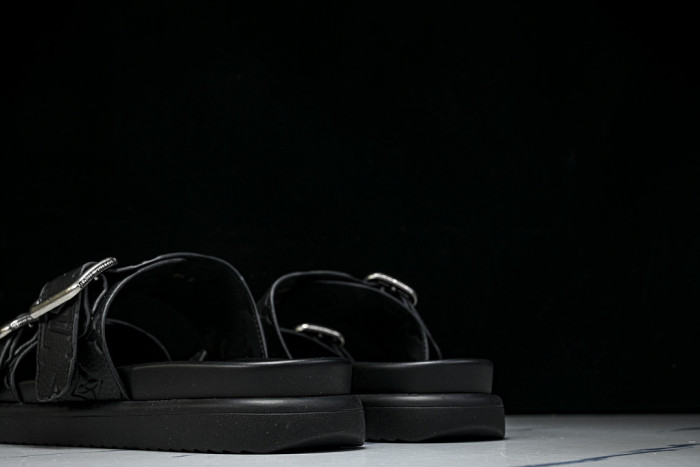 L&V sandal 101
