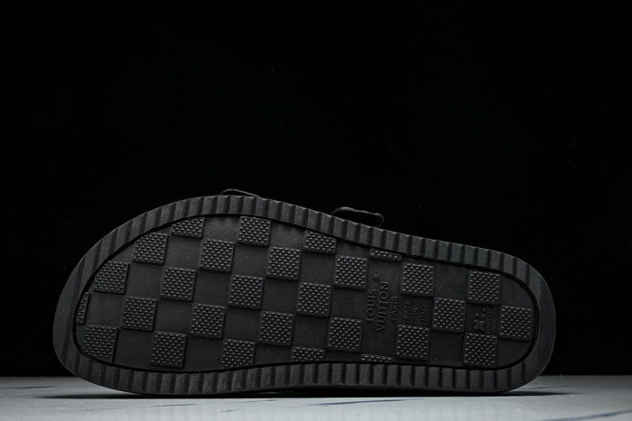 L&V sandal 101
