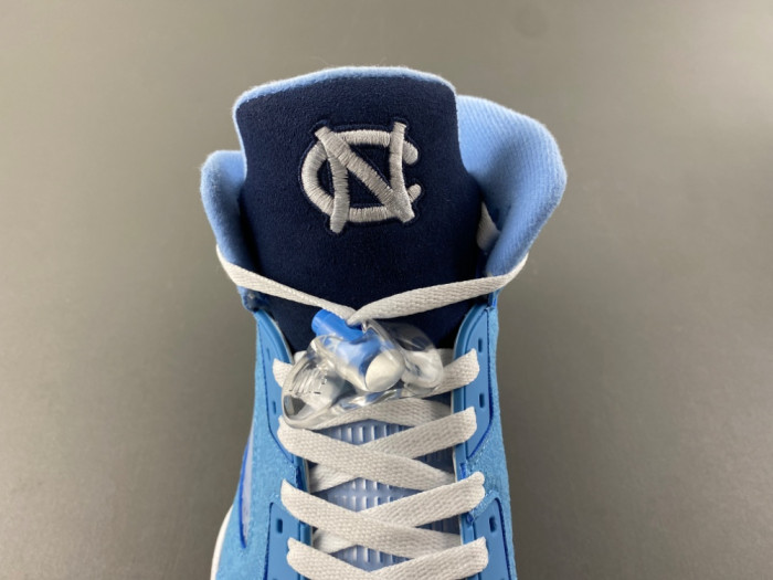 Jordan Air Jordan 5 Retro-HQ7978-401