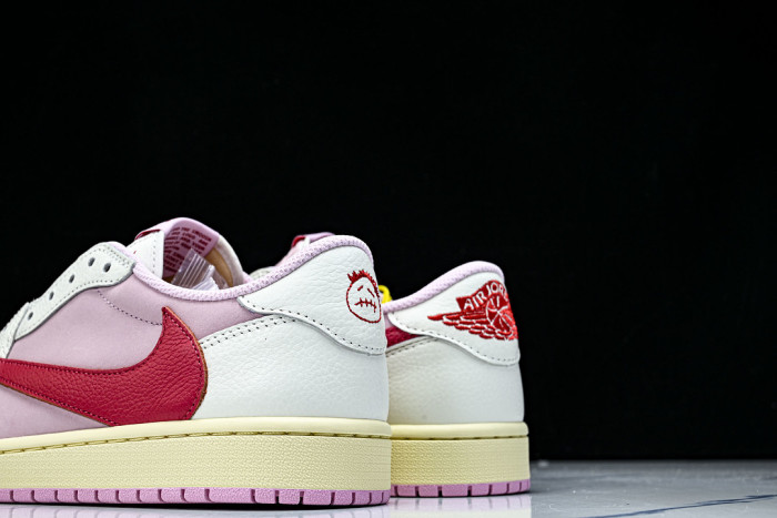 Air Jordan 1 Retro Low OG SP Travis Scott Shy Pink -IQ7604-101