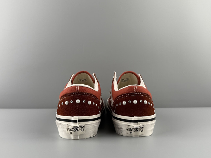 VANS-12