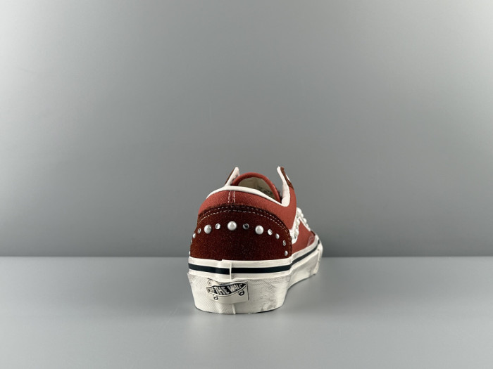 VANS-12