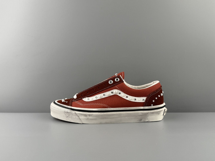 VANS-12