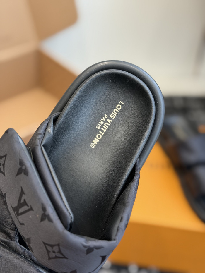 L&V sandal 92