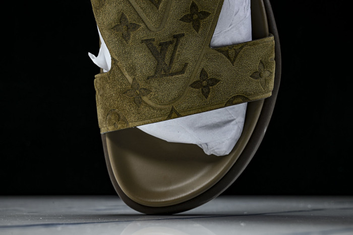 L&V sandal 97