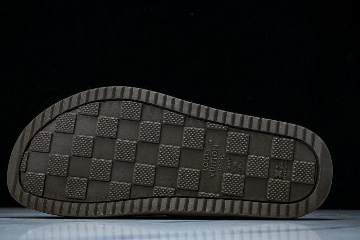 L&V sandal 97