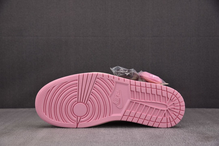 Air Jordan 1 Retro Low OG SP Travis Scott Shy Pink- IQ7604-100