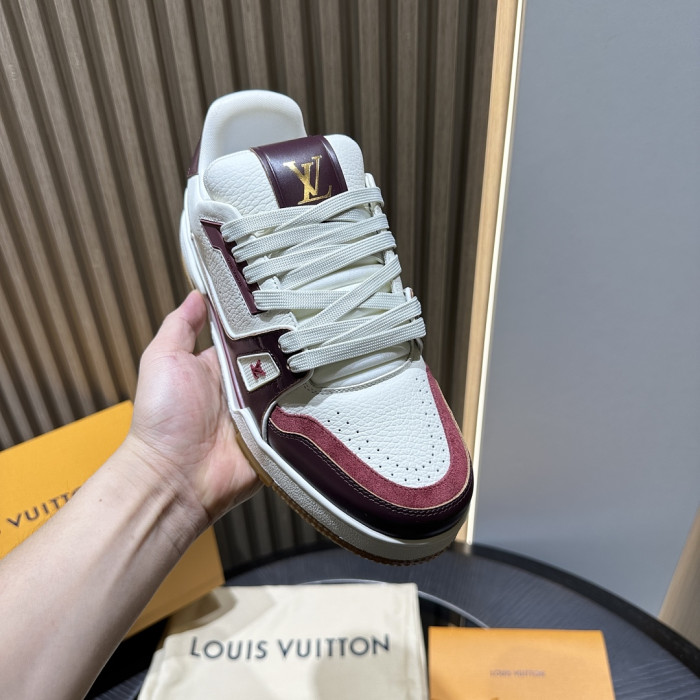 LV snekaers 275