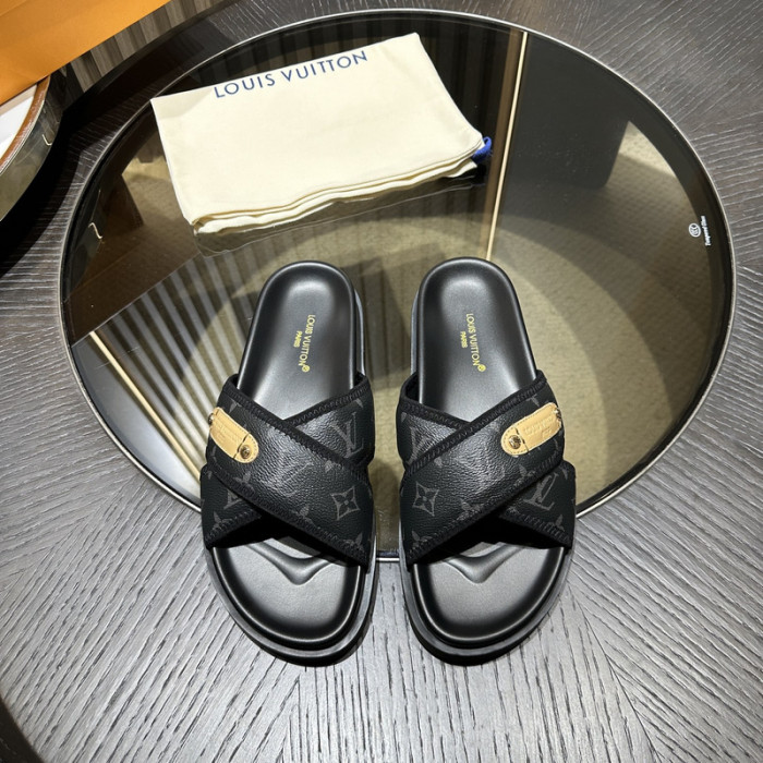 L&V sandal 50