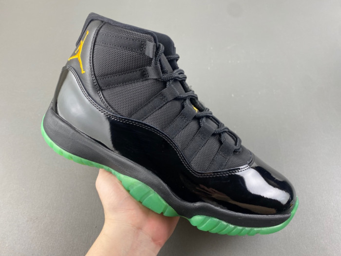 Air Jordan 11-CT8012-037